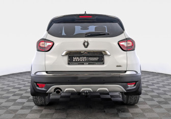 Подержанный автомобиль Renault Kaptur 2020 года (6 фото)