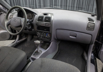 Подержанный автомобиль Hyundai Accent Sedan 2007 года (11 фото)