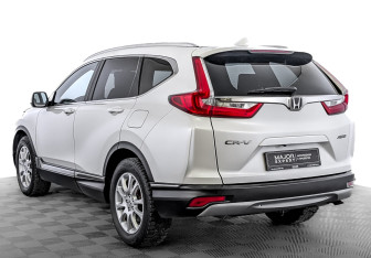 Подержанный автомобиль Honda CR-V 2018 года (7 фото)