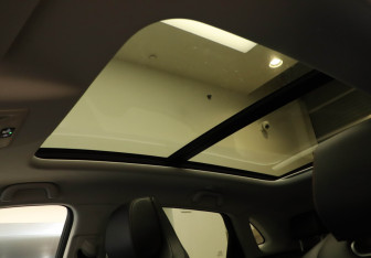 Подержанный автомобиль Changan UNI-K 2023 года (25 фото)