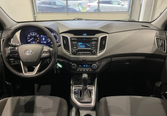 Подержанный автомобиль Hyundai Creta 2019 года (15 фото)