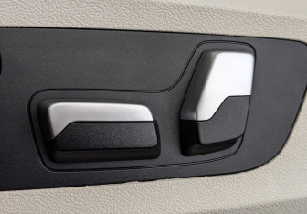 Подержанный автомобиль BMW X5 2021 года (26 фото)