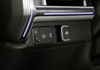 Подержанный автомобиль Hyundai Santa Fe 2024 года (25 фото)