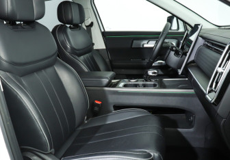 Подержанный автомобиль Jaecoo J7 2023 года (16 фото)