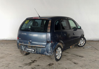 Подержанный автомобиль Opel Meriva 2008 года (4 фото)