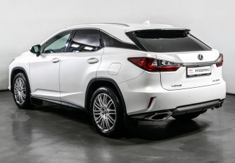 Подержанный автомобиль Lexus RX 2016 года (7 фото)
