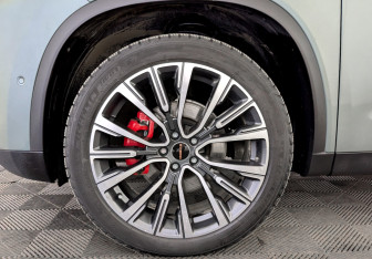 Подержанный автомобиль Exeed TXL 2023 года (18 фото)