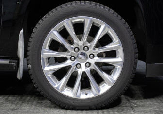 Подержанный автомобиль Cadillac Escalade Suv 2020 года (30 фото)