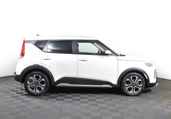 Подержанный автомобиль Kia Soul 2020 года (4 фото)