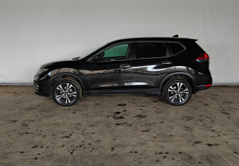 Подержанный автомобиль Nissan X-Trail 2019 года (7 фото)
