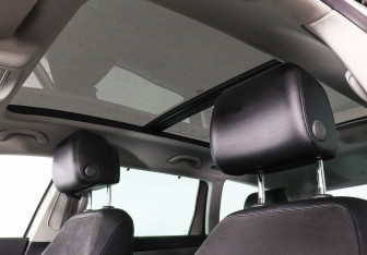 Подержанный автомобиль Volkswagen Passat Wagon 2012 года (8 фото)