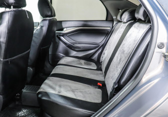 Подержанный автомобиль LADA (ВАЗ) Vesta Sedan 2017 года (9 фото)