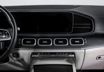 Подержанный автомобиль Mercedes-Benz GLE 2021 года (13 фото)