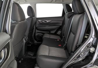 Подержанный автомобиль Nissan X-Trail 2018 года (18 фото)