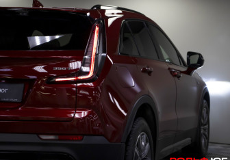 Подержанный автомобиль Cadillac XT4 2021 года (34 фото)