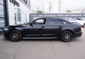 Подержанный автомобиль Audi A6 Sedan 2018 года (8 фото)