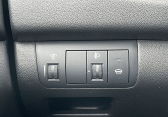 Подержанный автомобиль Kia Cerato Sedan 2012 года (16 фото)