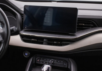Подержанный автомобиль Haval F7 2024 года (13 фото)