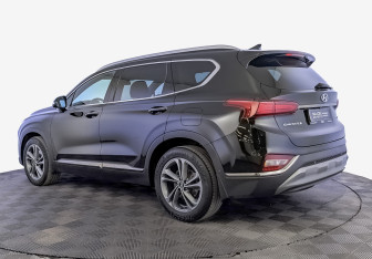Подержанный автомобиль Hyundai Santa Fe 2019 года (7 фото)