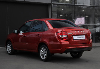 Подержанный автомобиль LADA (ВАЗ) Granta Sedan 2022 года (7 фото)