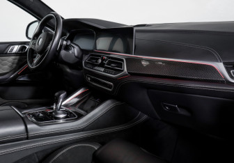 Подержанный автомобиль BMW X6 M 2021 года (9 фото)