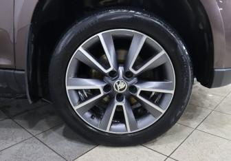 Подержанный автомобиль Skoda Yeti 2016 года (9 фото)