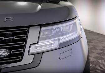 Подержанный автомобиль Land Rover Range Rover 2024 года (17 фото)