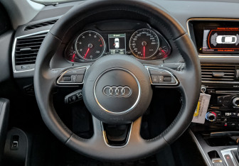Подержанный автомобиль Audi Q5 2015 года (22 фото)