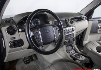 Подержанный автомобиль Land Rover Discovery 2012 года (19 фото)