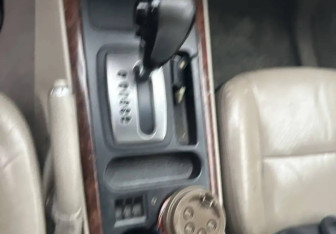 Подержанный автомобиль Kia Sorento 2002 года (27 фото)