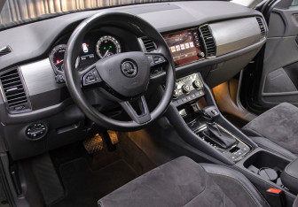 Подержанный автомобиль Skoda Kodiaq 2017 года (16 фото)