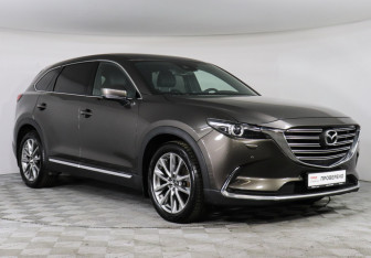 Подержанный автомобиль Mazda CX-9 2017 года (3 фото)