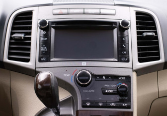 Подержанный автомобиль Toyota Venza 2013 года (14 фото)