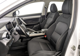 Подержанный автомобиль Geely Coolray 2023 года (20 фото)