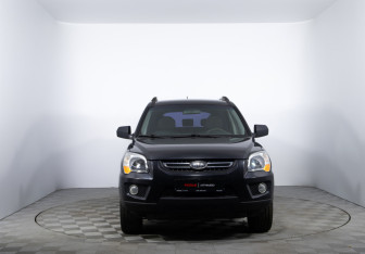 Подержанный автомобиль Kia Sportage 2009 года (2 фото)