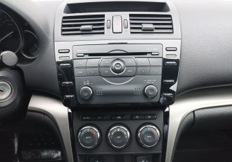 Подержанный автомобиль Mazda 6 Sedan 2010 года (12 фото)