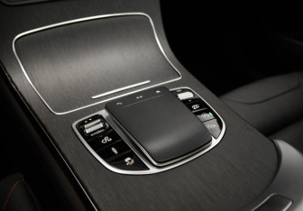 Подержанный автомобиль Mercedes-Benz GLC AMG 2021 года (22 фото)