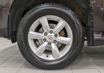 Подержанный автомобиль Lexus GX 2011 года (20 фото)