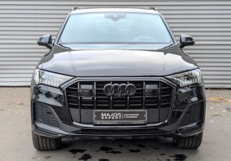 Подержанный автомобиль Audi Q7 2024 года (2 фото)