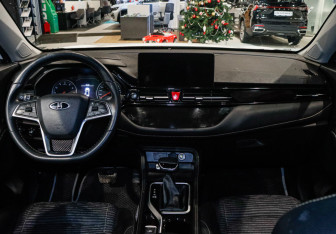 Подержанный автомобиль Москвич 3 2024 года (9 фото)