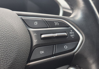 Подержанный автомобиль Hyundai Santa Fe 2019 года (18 фото)