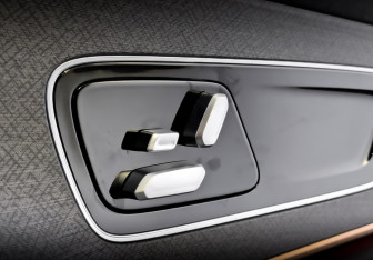 Подержанный автомобиль Jaecoo J8 2024 года (20 фото)