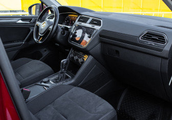 Подержанный автомобиль Volkswagen Tiguan 2017 года (4 фото)