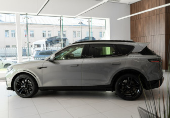 Новый Voyah Free 2025 (4 фото)