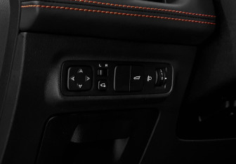 Подержанный автомобиль Changan UNI-K 2022 года (27 фото)