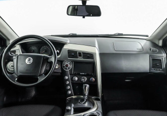 Подержанный автомобиль SsangYong Kyron 2012 года (7 фото)