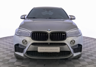 Подержанный автомобиль BMW X6 M 2016 года (2 фото)