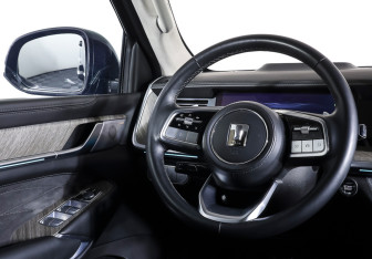 Подержанный автомобиль Tank 500 2023 года (16 фото)