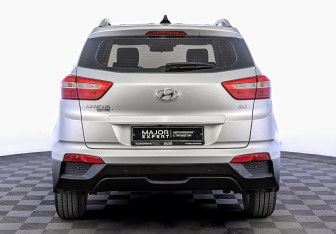 Подержанный автомобиль Hyundai Creta 2018 года (6 фото)