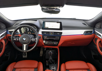 Подержанный автомобиль BMW X2 2021 года (14 фото)